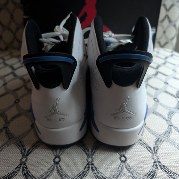 Air Jordan 6 - Picture 9 of 9
